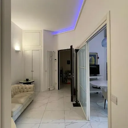Apartman The White House *