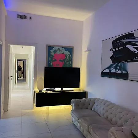 The White House Apartament *